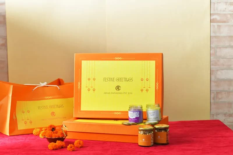 Aryan Exporters Festive Greetings box